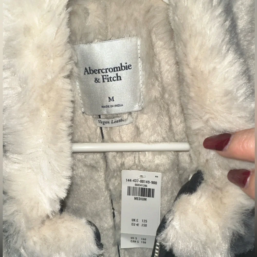 Vegan Leather Fur Jacket - Picture 2 of 3